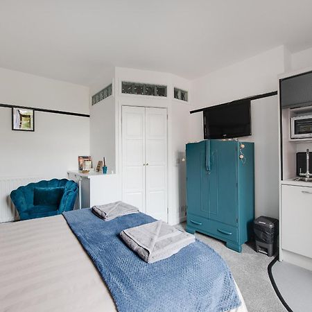 פורטסמות' Ferryman Apartments By Places To Be מראה חיצוני תמונה