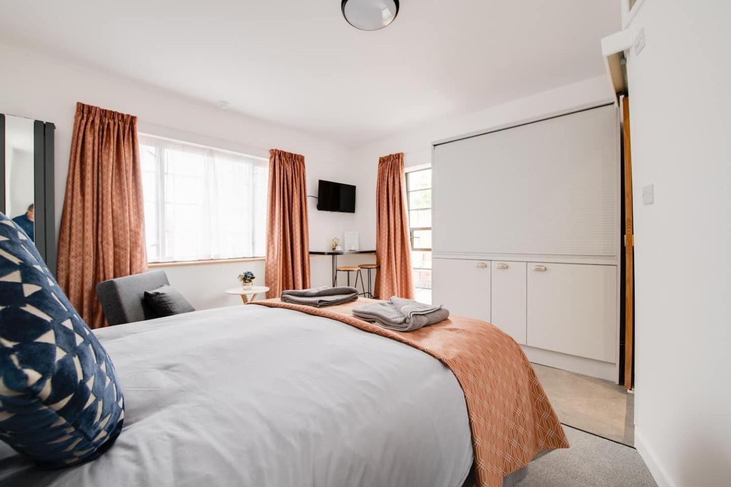 פורטסמות' Ferryman Apartments By Places To Be מראה חיצוני תמונה
