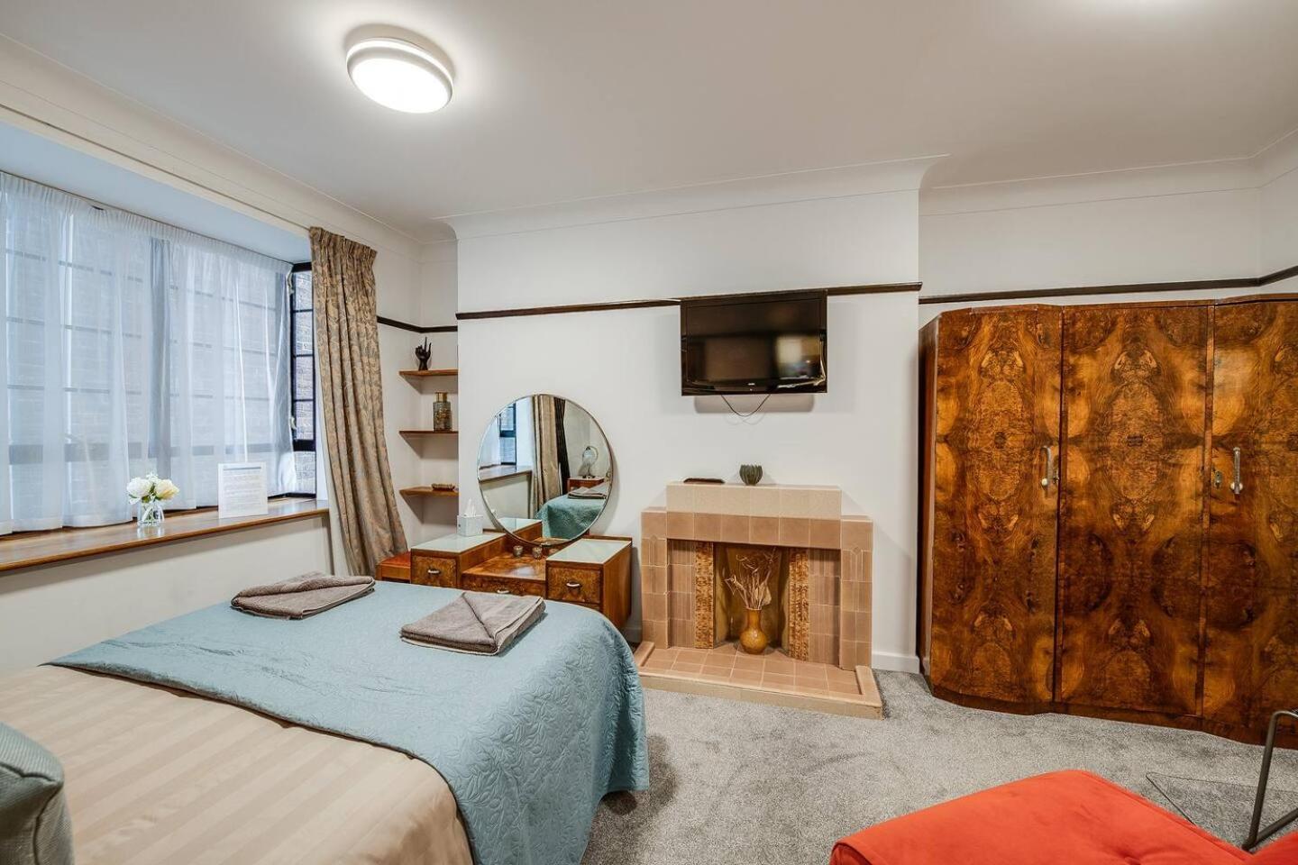 פורטסמות' Ferryman Apartments By Places To Be מראה חיצוני תמונה