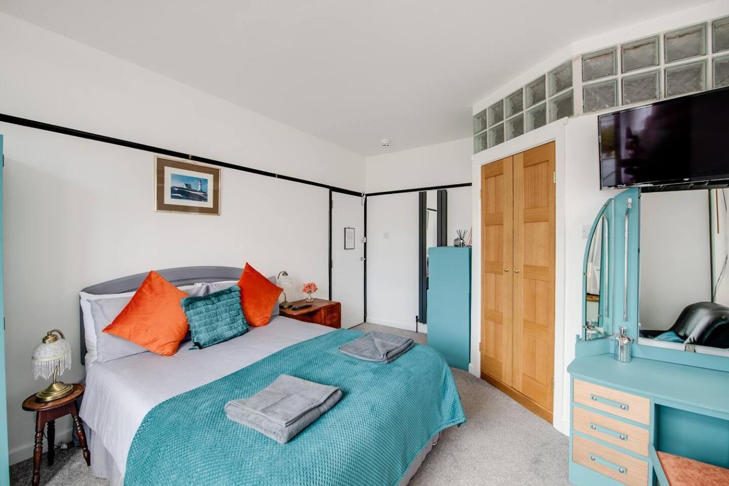 פורטסמות' Ferryman Apartments By Places To Be מראה חיצוני תמונה